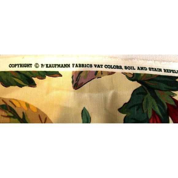 P Kaufmann Floral Print VAT Color Heavy Fabric Soil Stain Repellant 33" x 122" - Picture 3 of 4